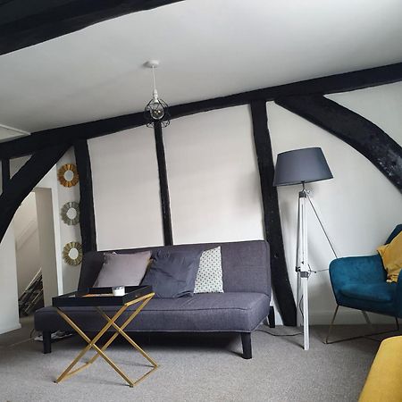 Grade I Listed Luxury Apartment In Hertfordshire Ware Szoba fotó